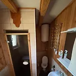 забаганка Holiday home Mykulychyn